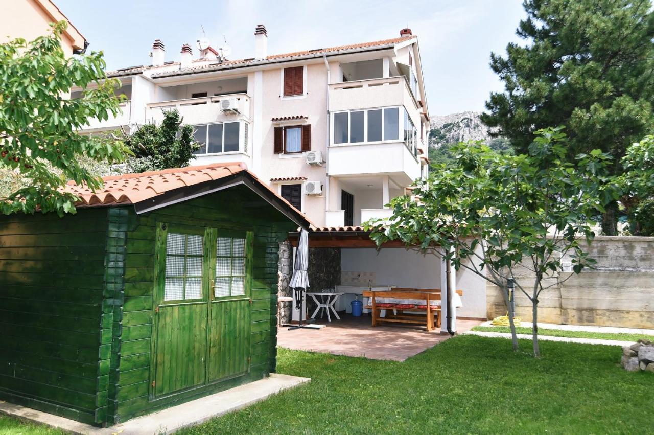 Apartments Luni Baska  Bagian luar foto